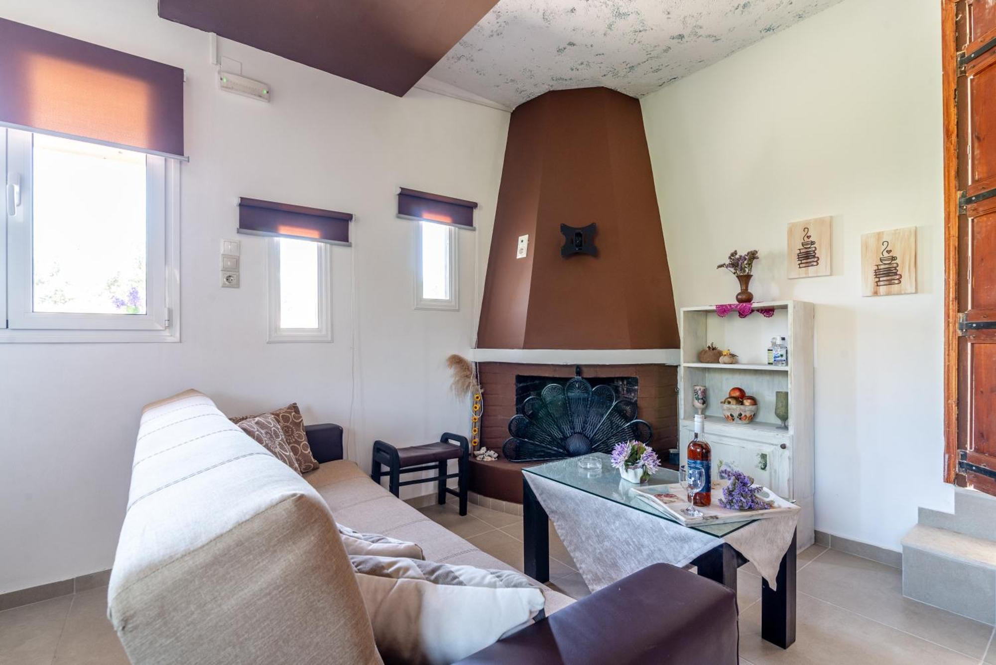 Countryhouse Villa With Pool & Private Parking 伊拉克利翁 外观 照片