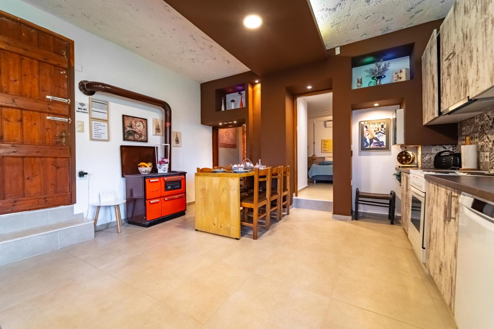 Countryhouse Villa With Pool & Private Parking 伊拉克利翁 外观 照片
