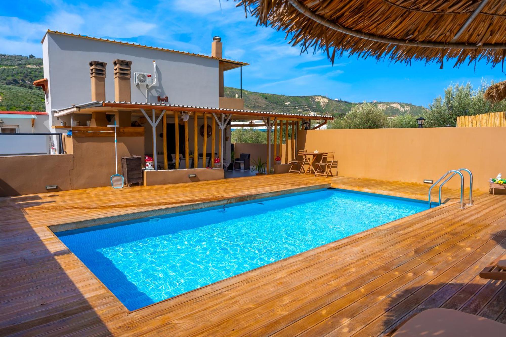 Countryhouse Villa With Pool & Private Parking 伊拉克利翁 外观 照片
